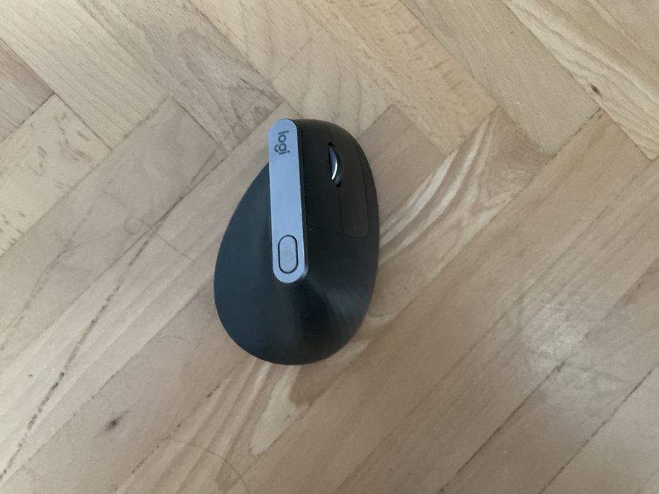 Logitech Mouse MX Vertical