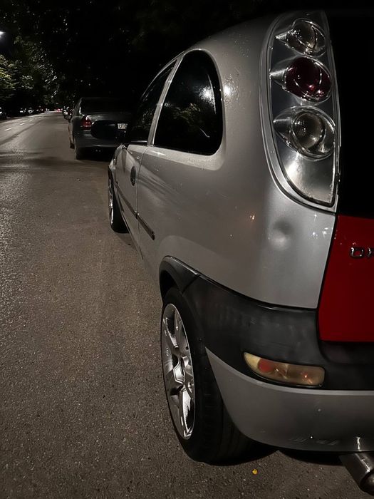 Opel(ozaur) Corsa 1.2 benzină aspirată, an 2001