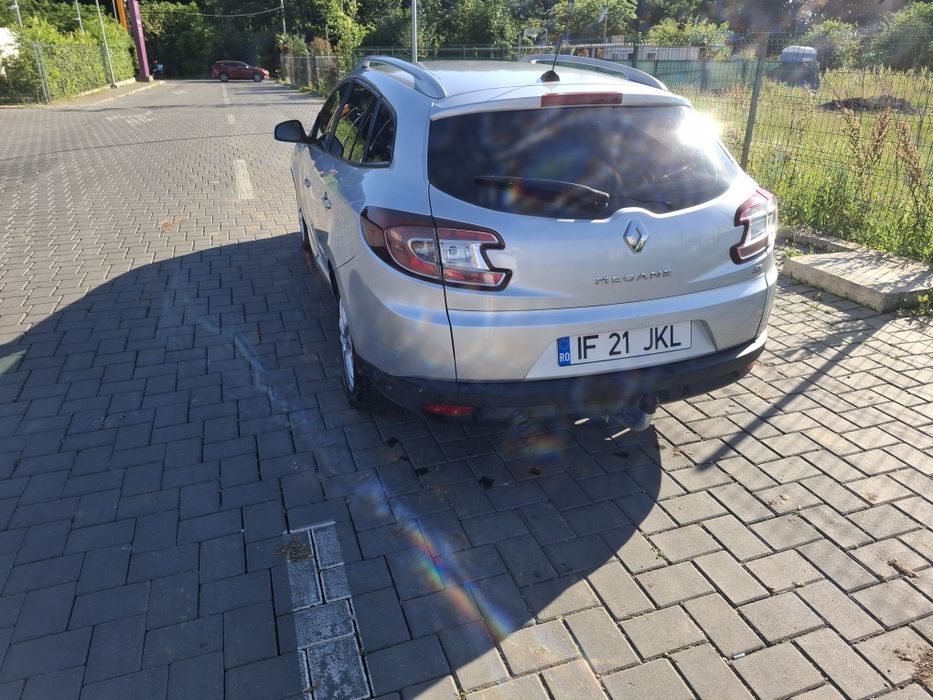 Renault Megane 3  unic prop Ro 1.5dci euro 5 110cp an 2014 luna 10
