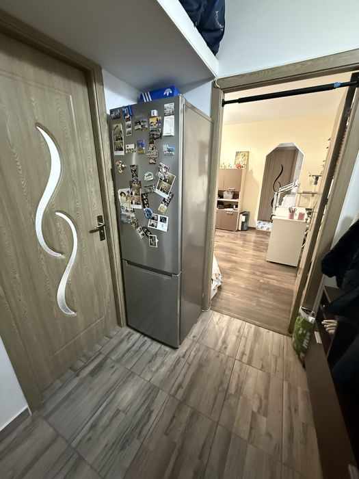Vand apartament 2 camere