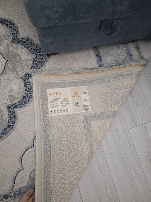 Продам кавер почти новый...