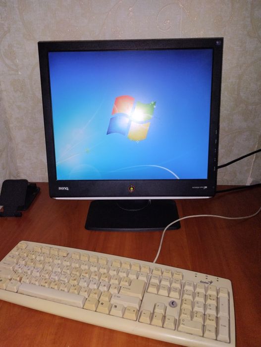 Срочно продам  рабочий компьютер