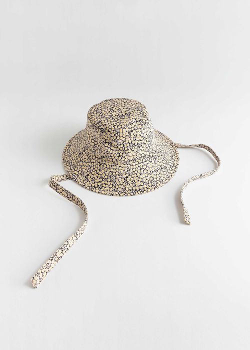 COS/нова дамска шапка