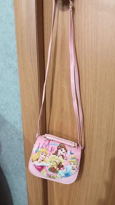 Продам Парку, платье, сумки, коляску