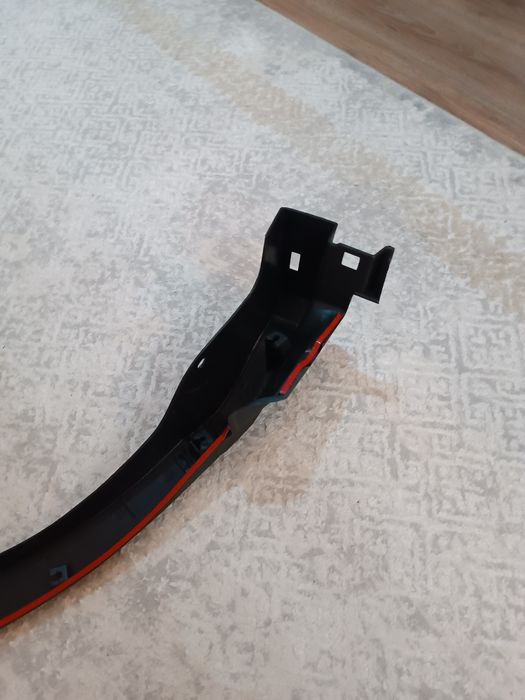 Молдинг rav4 2015