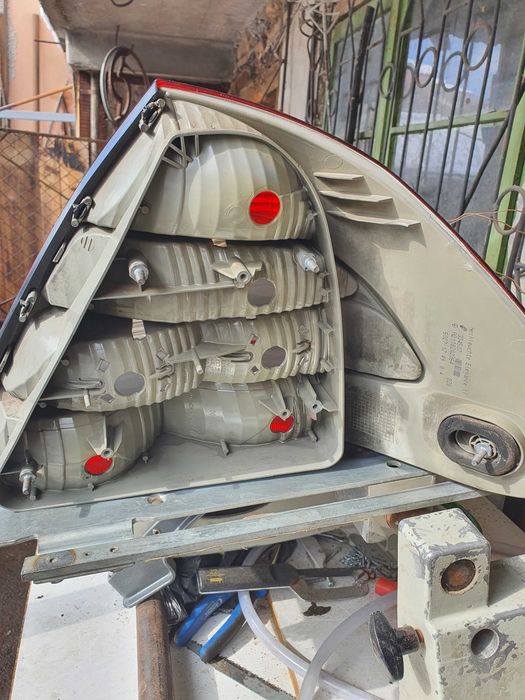 Заден ляв стоп за Mercedes w211 E klass