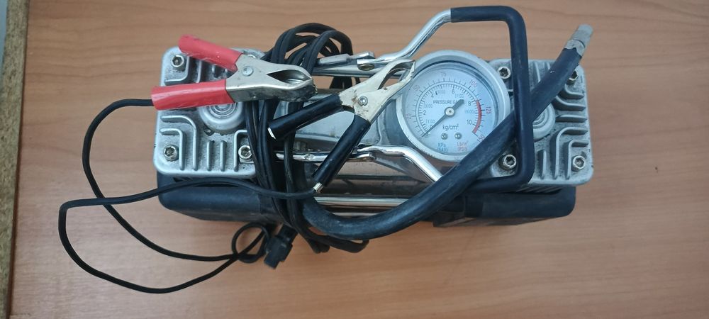 Продам Компрессор