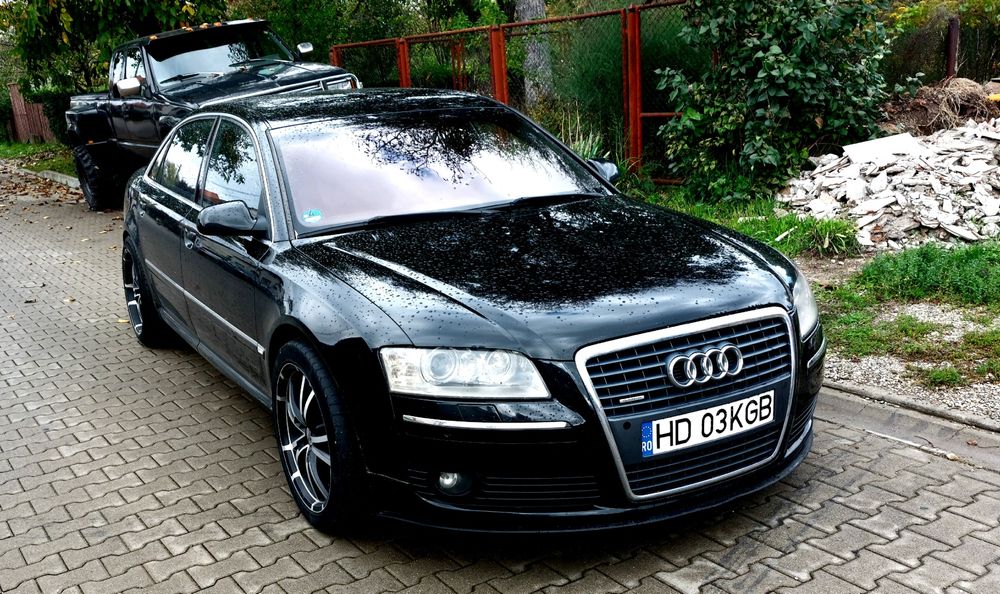 AUDI A8