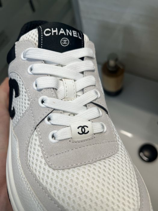 Chanel Runner.