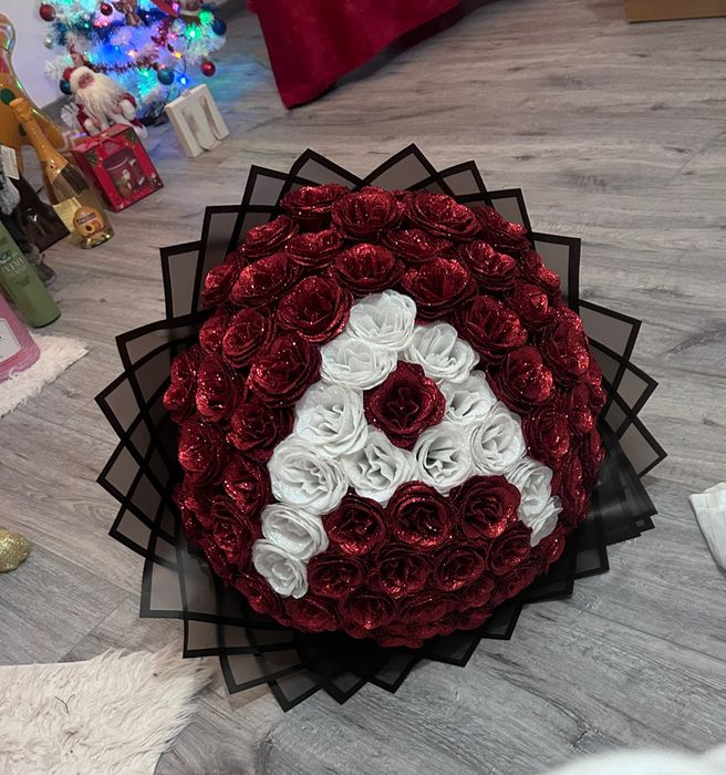 Buchete trandafiri Sapun si trandafiri Imperiali sclipici