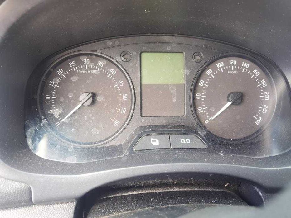 dezmembrez skoda fabia 1.6 CAYC/usa fabia2/hayon fabia 2