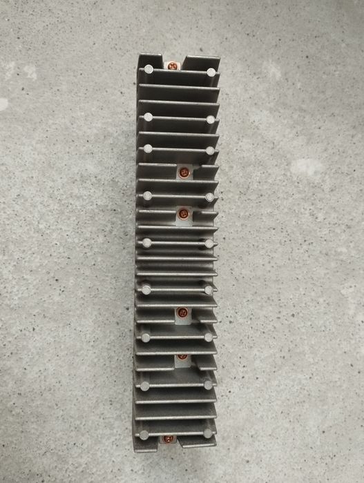 Lexus GS,IS,ES Продам усилитель мощности.