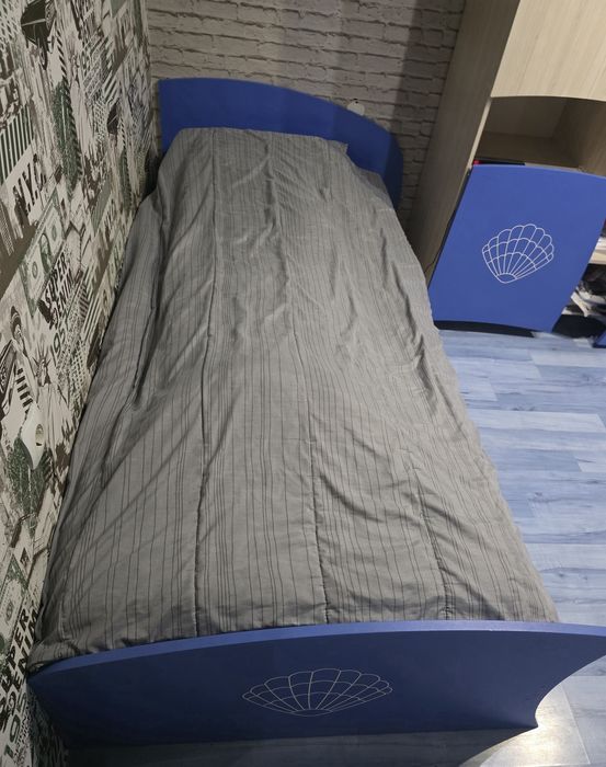 Обзавеждане за детска стая с две легла