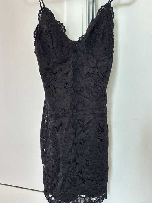 Черна Къса Рокля Зара