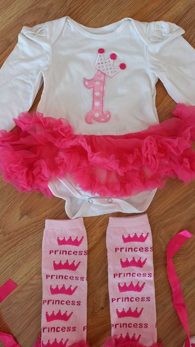 Кокетен комплект с  боди за 1 годинка