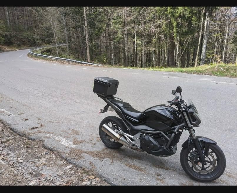 Motocicleta Honda NC700s