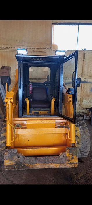 Продам мини погрузчик JS60 SuperManky Китай 2007