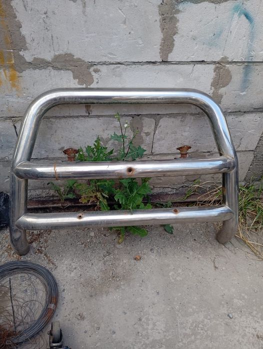 Продам кенгурятник Ниссан патрол