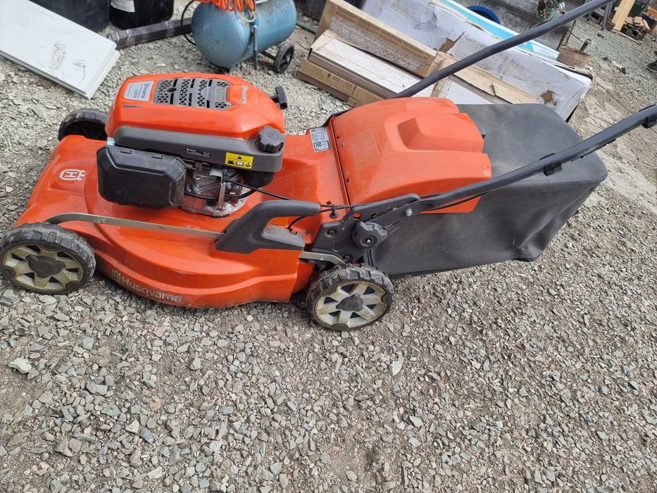Husqvarna lc 253s masina de tuns gazon