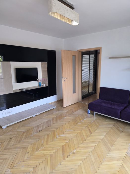 Inchiriez apartament 3 cam Corneliu Coposu/ V Parvan