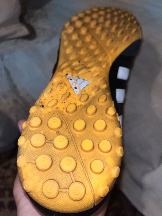 Футболни стоножки Adidas Gloro