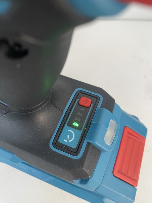 Erbauer Impact / Filetanta 18V Brushless Nou!