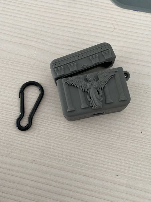 чехол на наушники