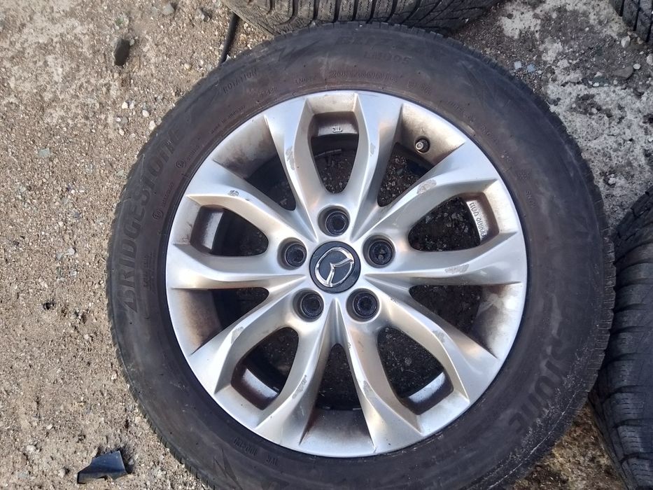 Лята джанта 16ки Мазда с гуми 205/60/16 mazda
