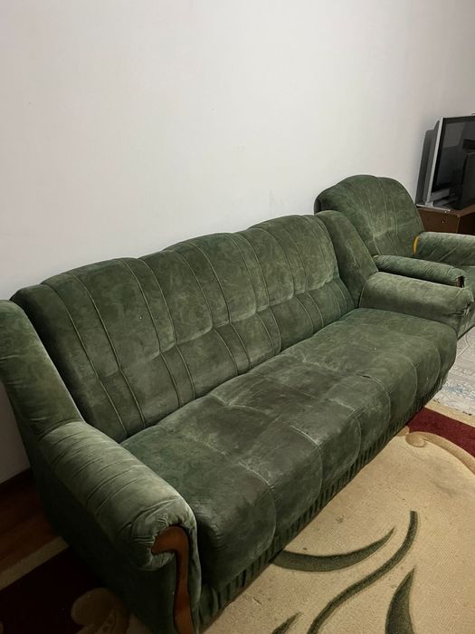 Диван кресло отдам бесплатно