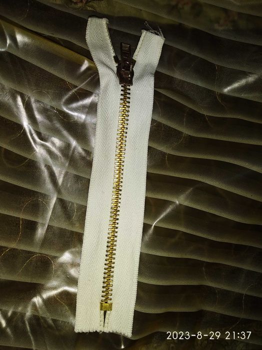 Замок- молния для брюк , сумочек, юбок. ЛАТУНЬ- СССР, новый