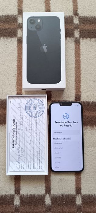 Продам iPhone 13