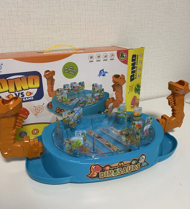 Битка Динозаври, събори мишените, топчета, игра за двама