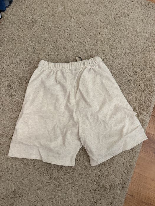 Pantaloni scurti essentials