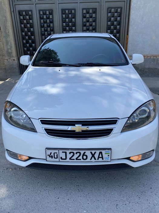 Chevrolet Gentra 3-Pozitsiya avtomat