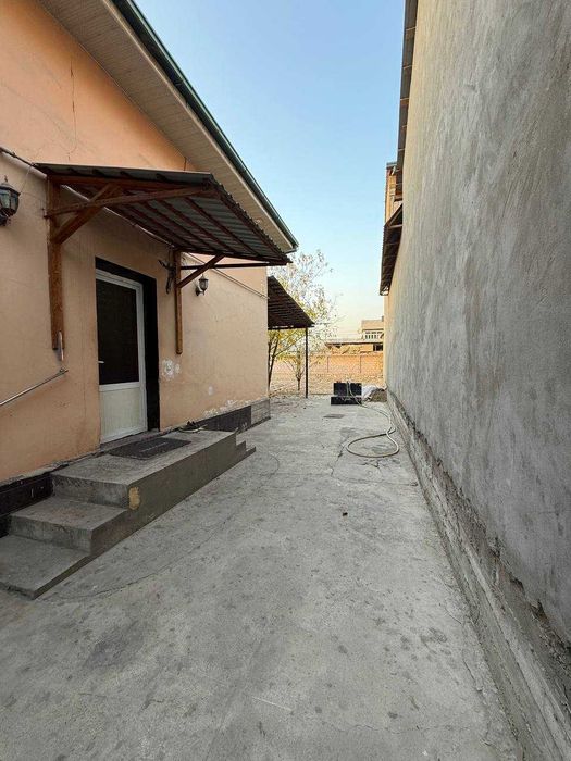 Срочно продается 4-сотик 4-х комн участка в Сергели Ханабад