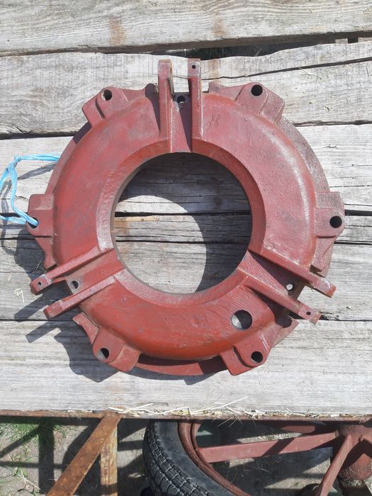 Vand Carcasa ambreiaj NOU, model cu 3 parghii de 10 toli tractor Fiat