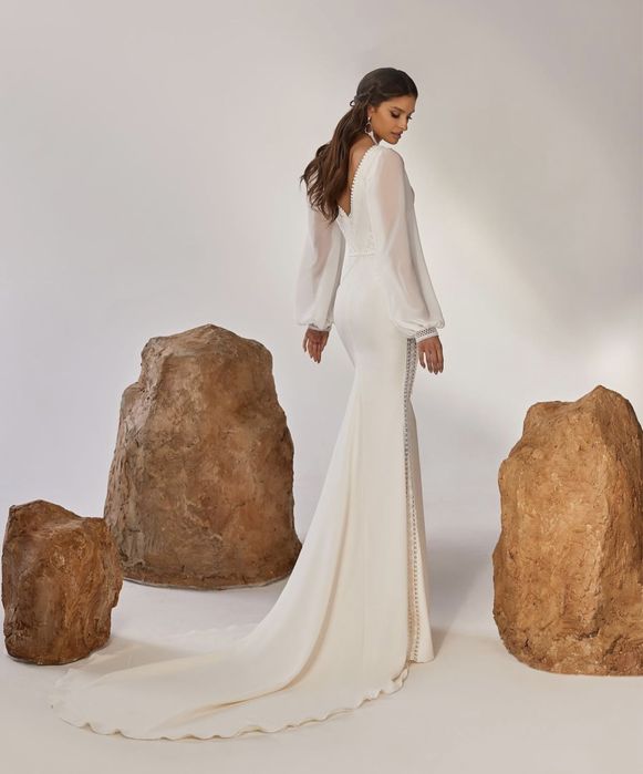 Шикарное свадебное (нарядное) платье