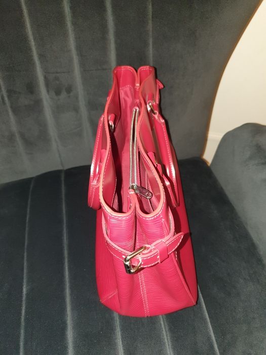 Geanta LV Louis Vuitton Passy PM piele Epi ca noua