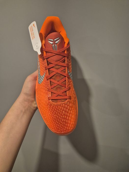 Kobe 6 total orange