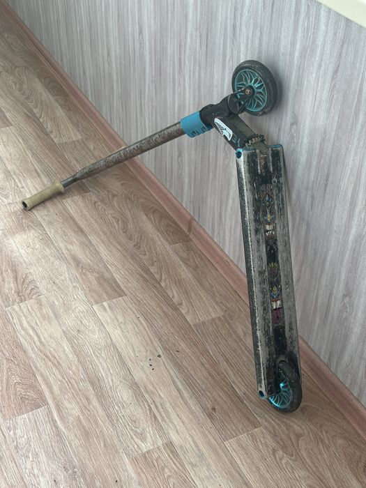 Продам трюковой самокат