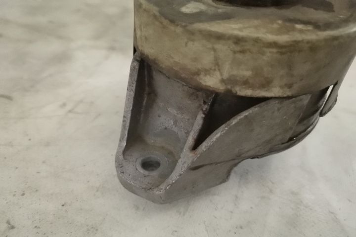 Suport Motor Original In Stare Buna Cu Senzor De Uzura Partea Stanga A