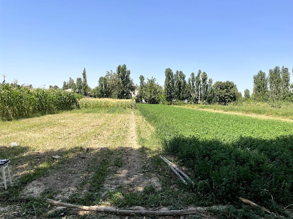 68 сотихли уй сотилади