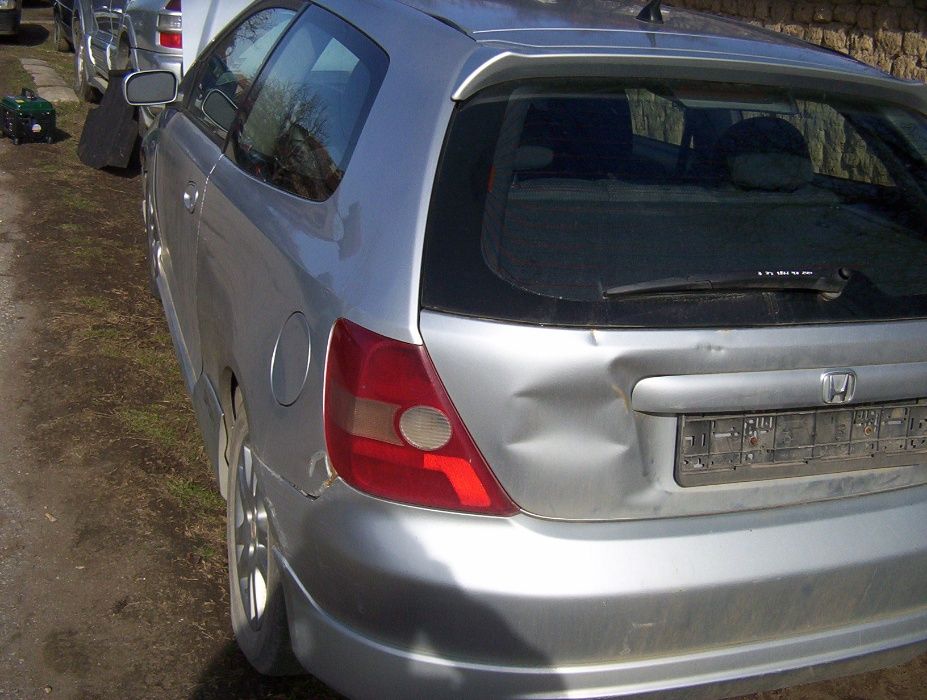 Продавам Honda Civic 1.6/Хонда Сивик на части.