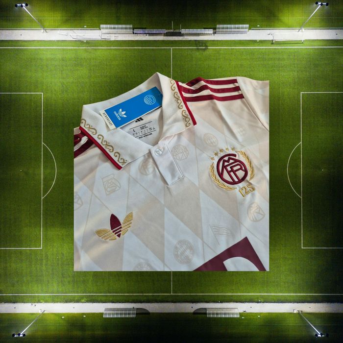 FC Bayern München – юбилеен екип 125 години