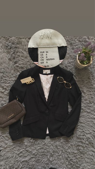 Девчата налетайте ! Брендовые вещи ! Дешево! Срочно !