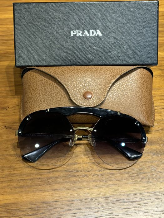 Дамски слънчеви очила-Prada