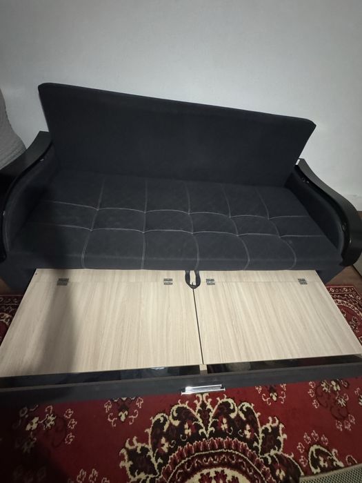 Продам диван в отличном состояние