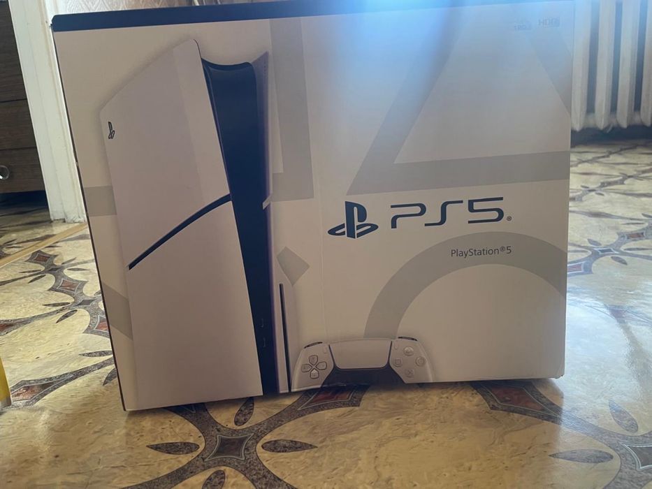 Play station 5 slim