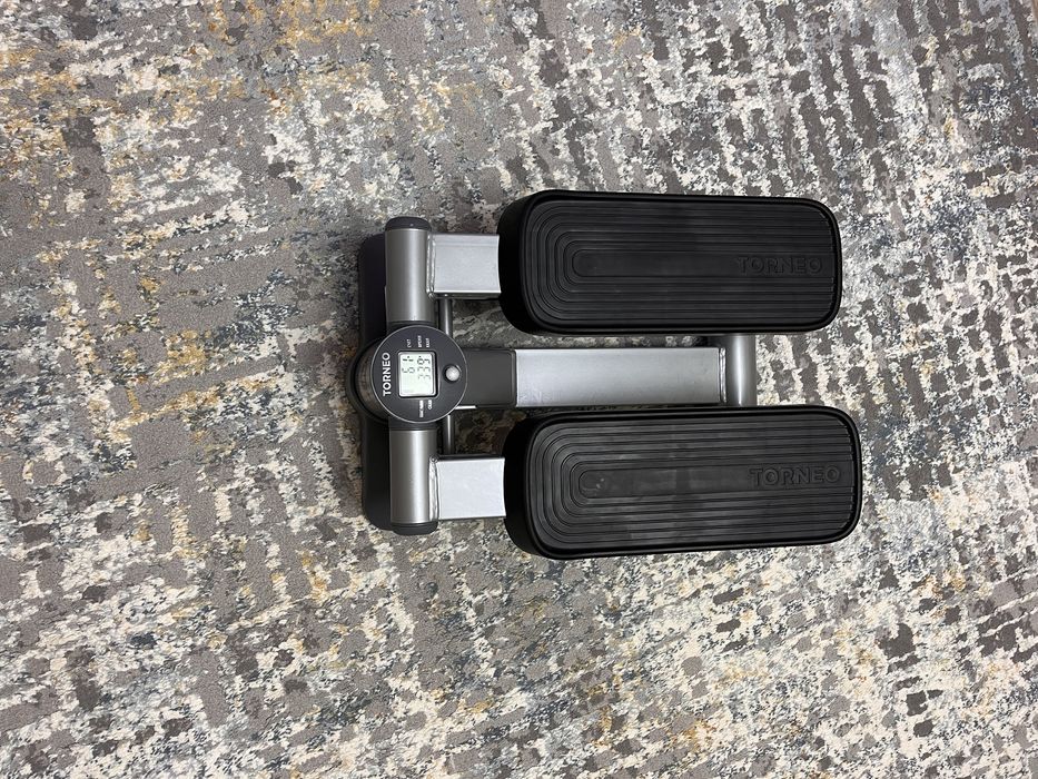 Продам домашний тренажор .