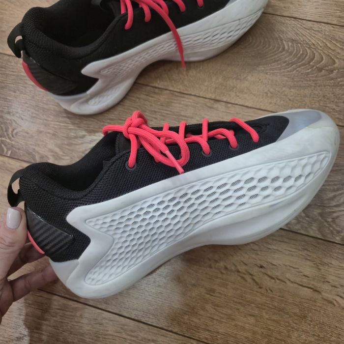 Баскетболни маратонки